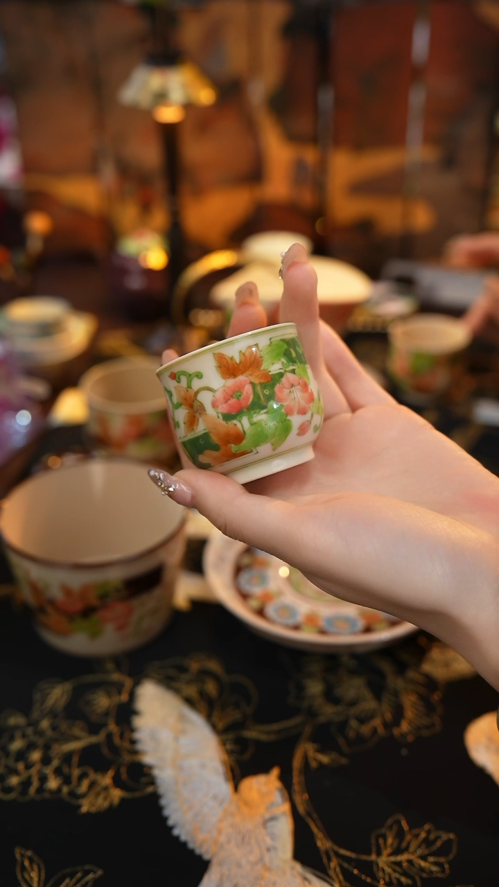【闪购商品】景德镇手工手绘釉下五彩敦煌花卉主人杯