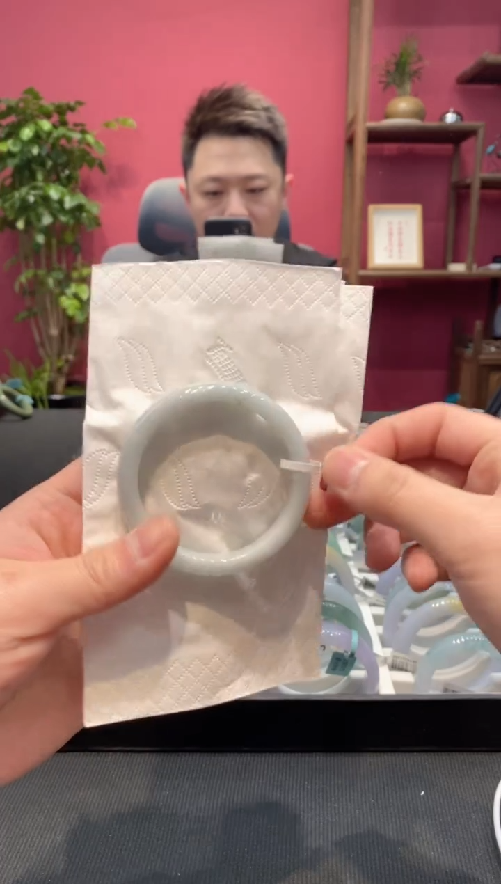 【闪购商品】翡翠手镯未镶嵌00004832