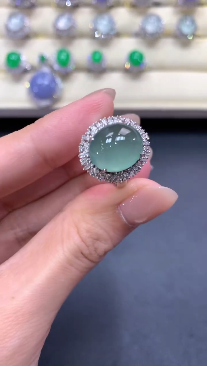 【闪购商品】翡翠戒指18K金镶嵌a289
