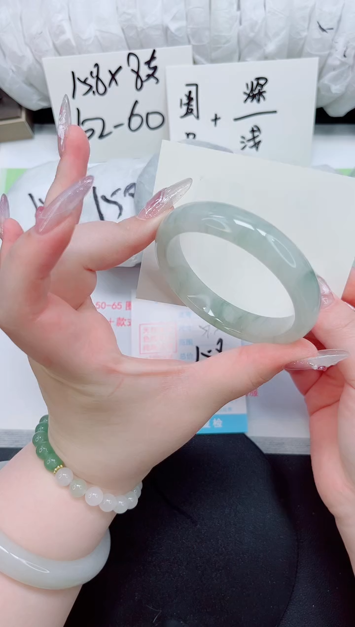 石英质玉手镯未镶嵌b4-圈口56-57