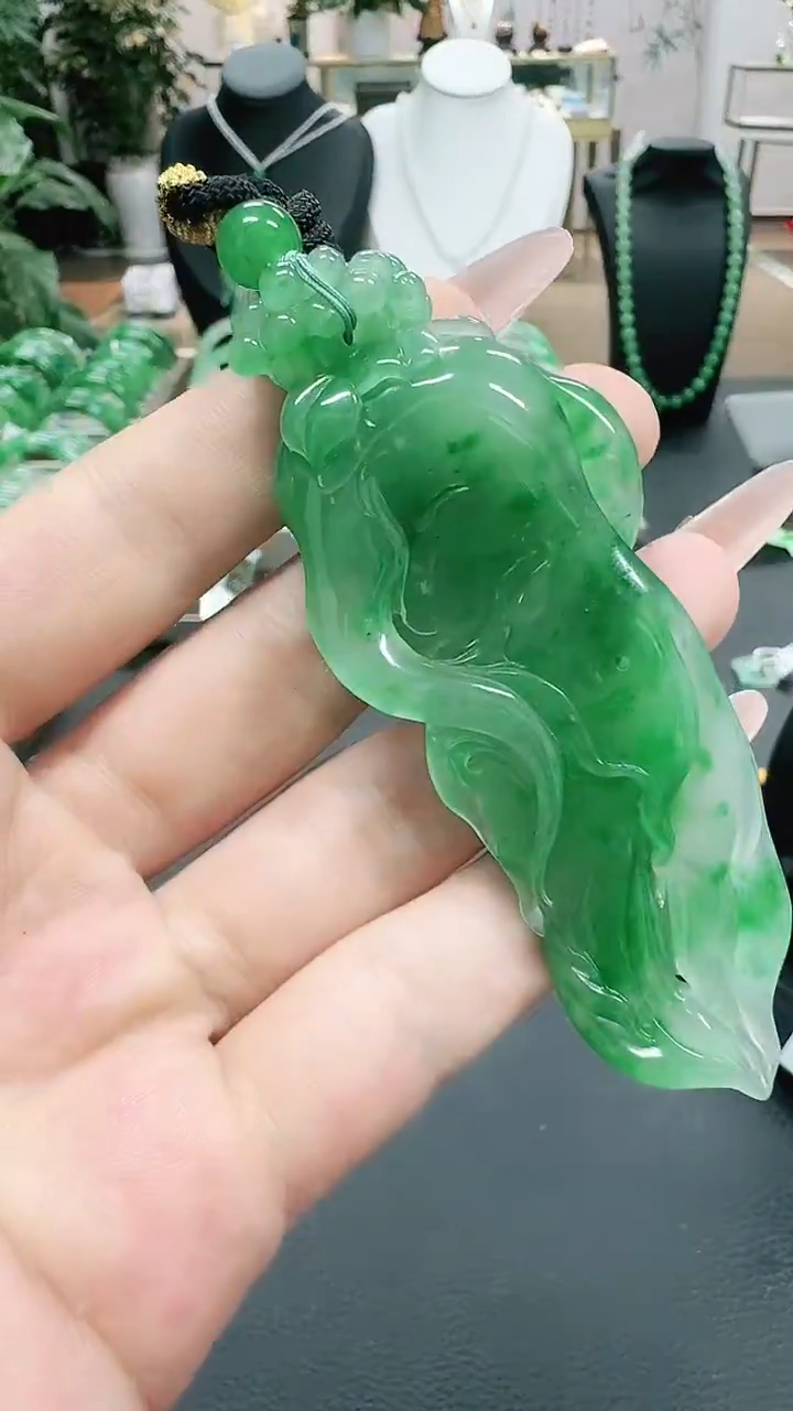 未镶嵌1石英质玉（非洲翠）/7135