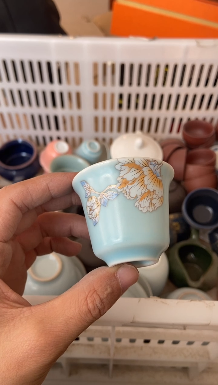 杯无运费险有瑕疵的摄影的产品有使用过的痕迹有点脏介意勿拍