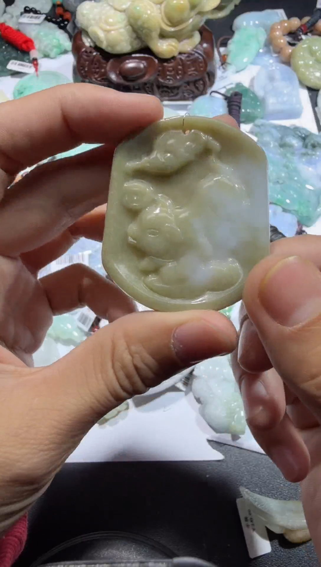 【闪购商品】翡翠颈饰未镶嵌00010961