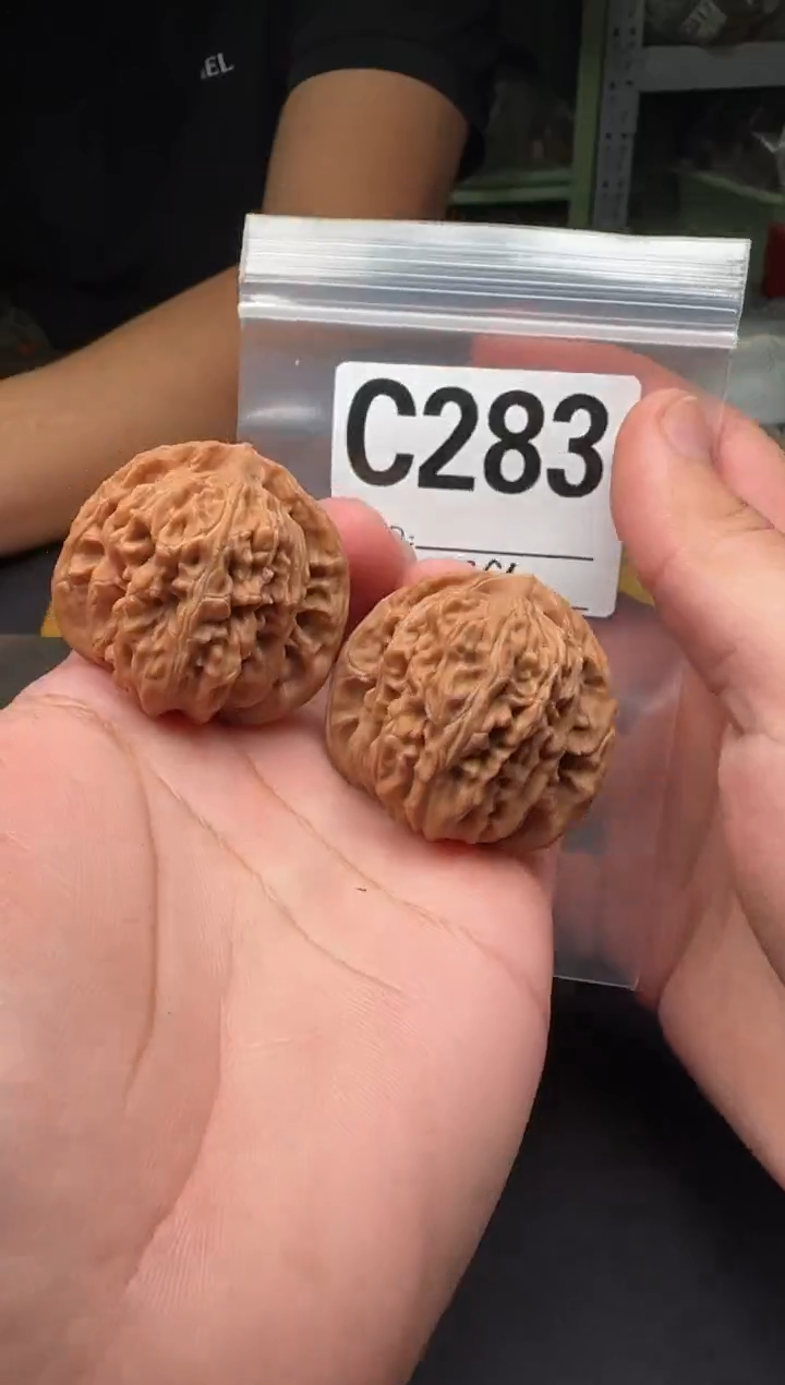 吊坠文玩核桃秦皇楼39-C283
