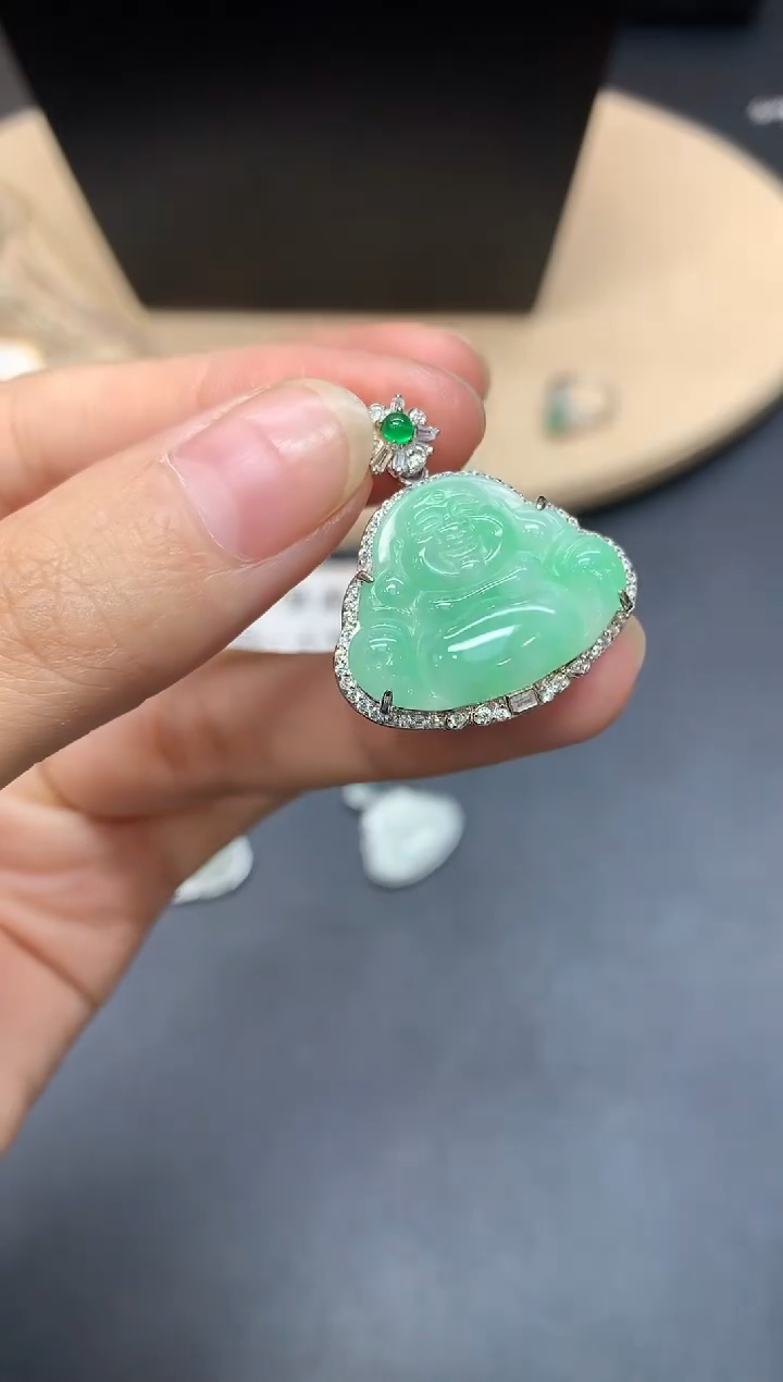 【闪购商品】翡翠吊坠(不含链)银S925镶嵌佛公【多样性发其一】