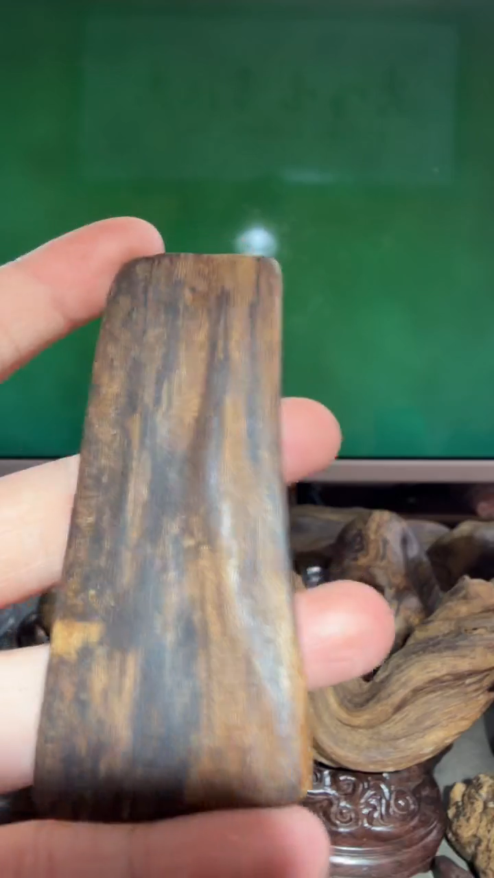 沉香吊坠越南多样性发一