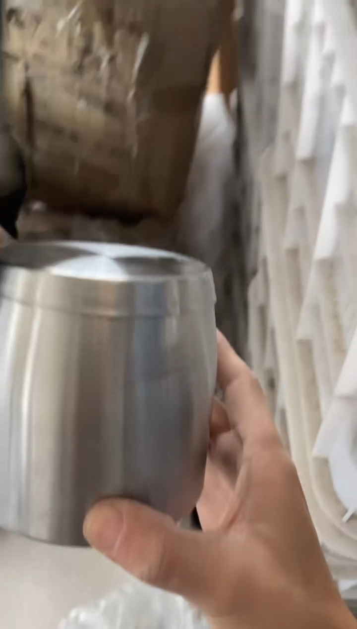 杯 无运费险有瑕疵的摄影的产品有使用过的痕迹有点脏介意勿拍