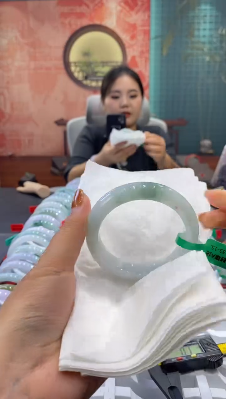 未镶嵌手镯翡翠多人00016957