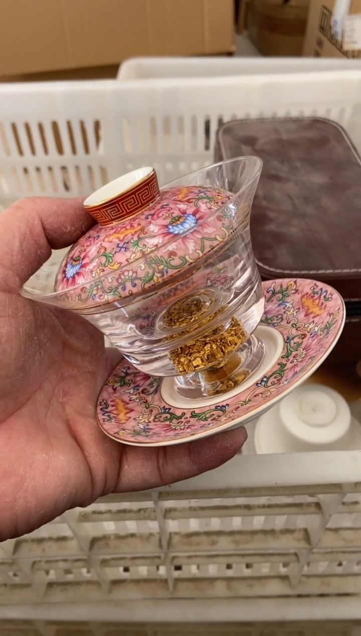 杯无运费险有瑕疵的摄影的产品有使用过的痕迹有点脏介意勿拍