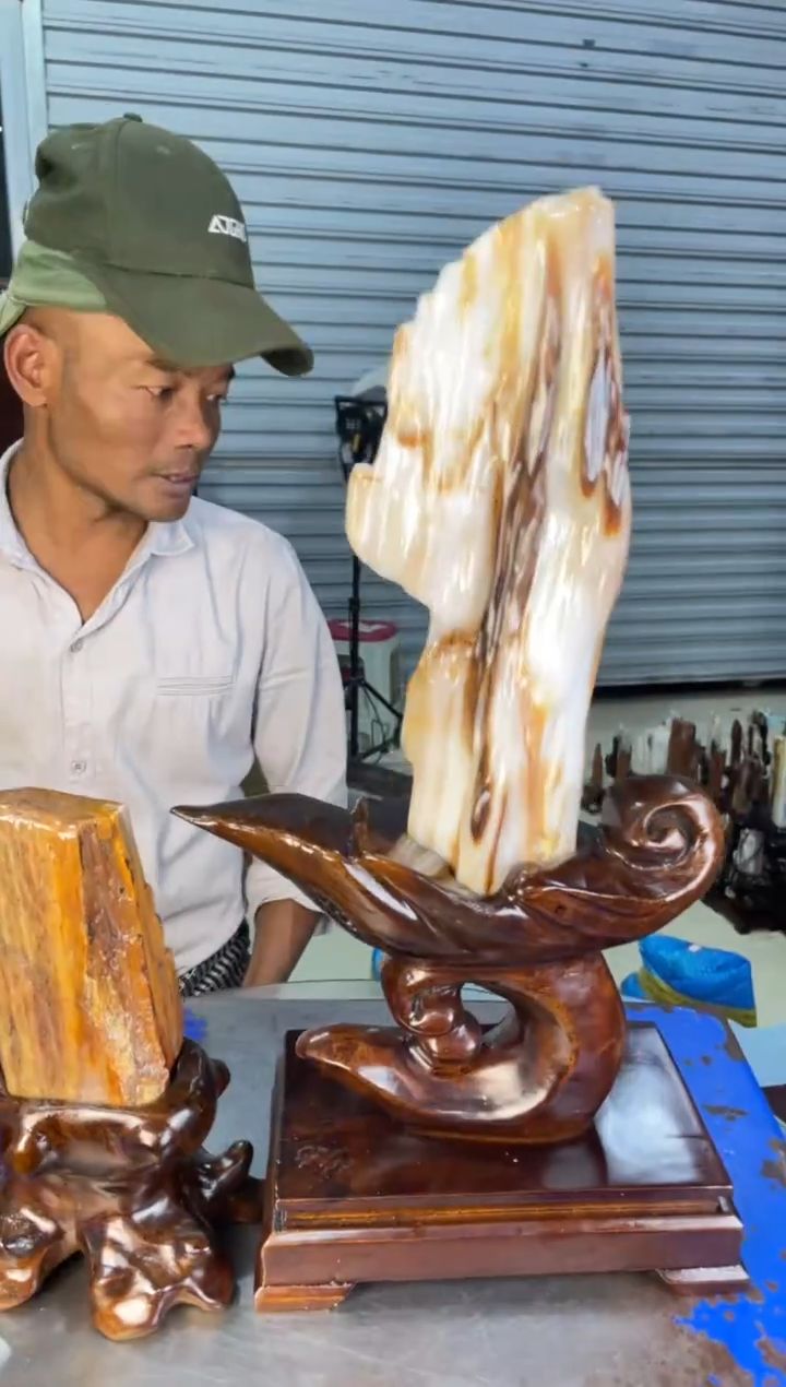 未镶嵌摆件硅化玉23