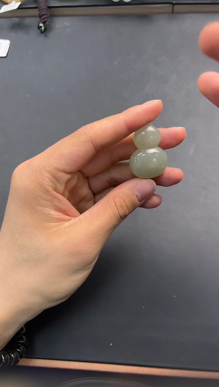 未镶嵌手串和田玉且末青白葫芦吊坠微色差