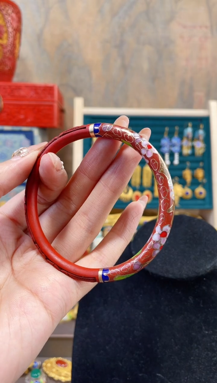 【闪购商品】非遗雕漆镯子景泰蓝红色62-65