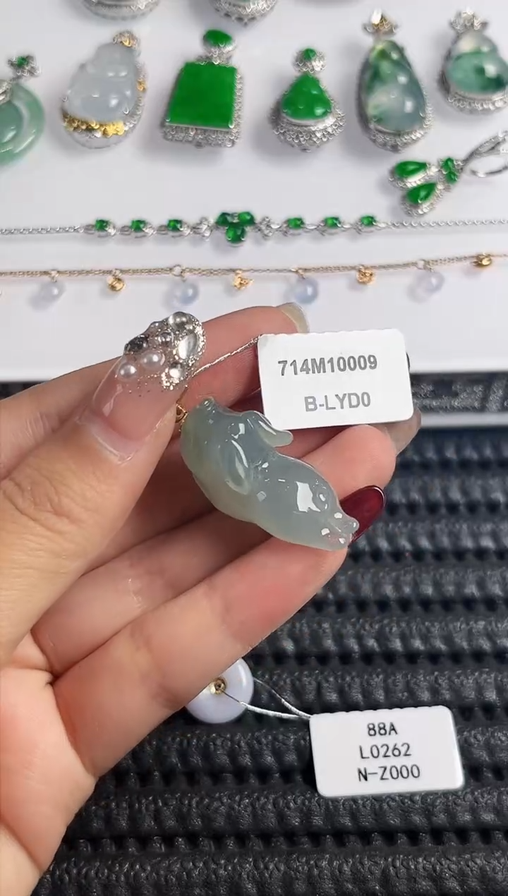 【闪购商品】翡翠吊坠(不含链)18K金镶嵌1128  