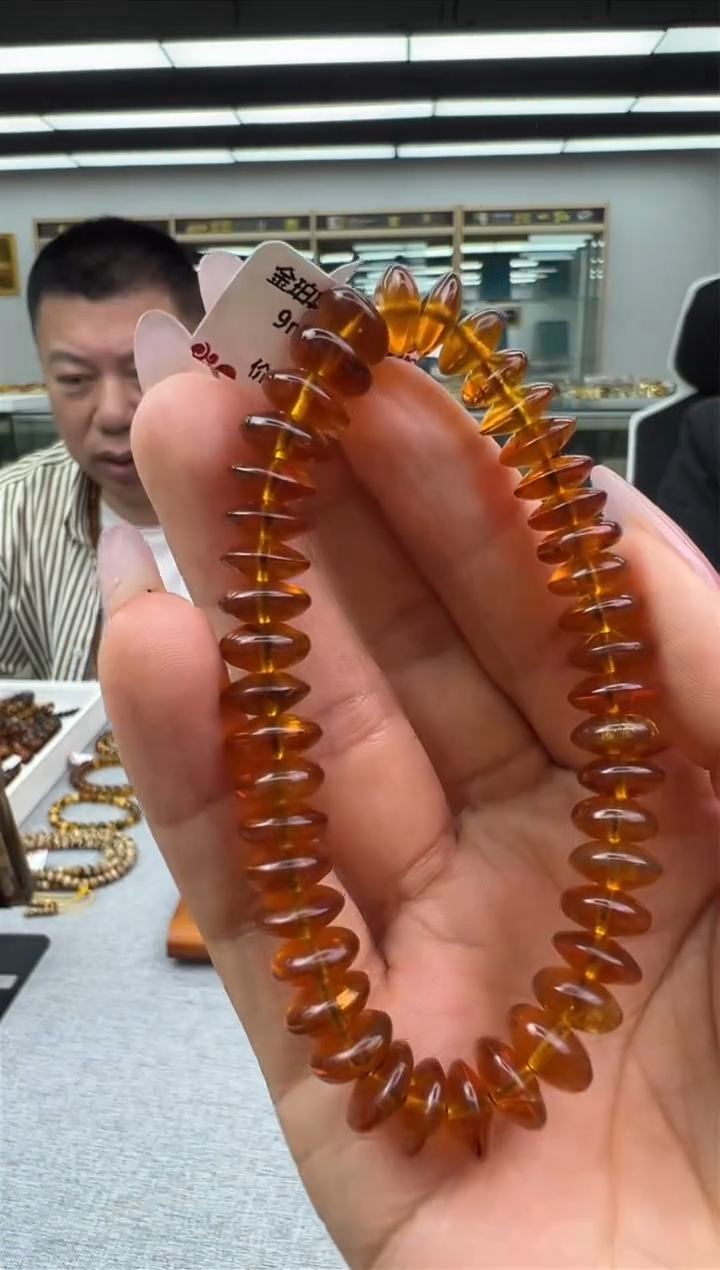 【闪购商品】琥珀手链未镶嵌44秒拍号