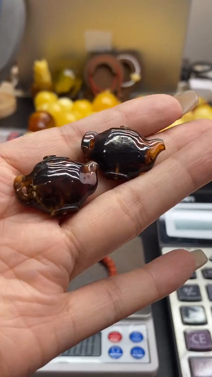 琥珀未镶嵌珠宝奇石2091多样性发其一默认有瑕