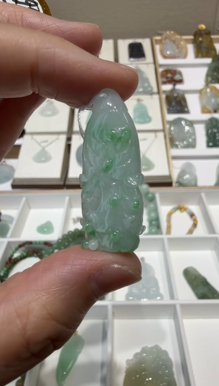 未镶嵌挂件翡翠A货翡翠多样性孤品