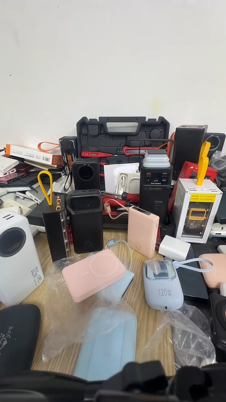 厚款寻**光五金工具工具箱