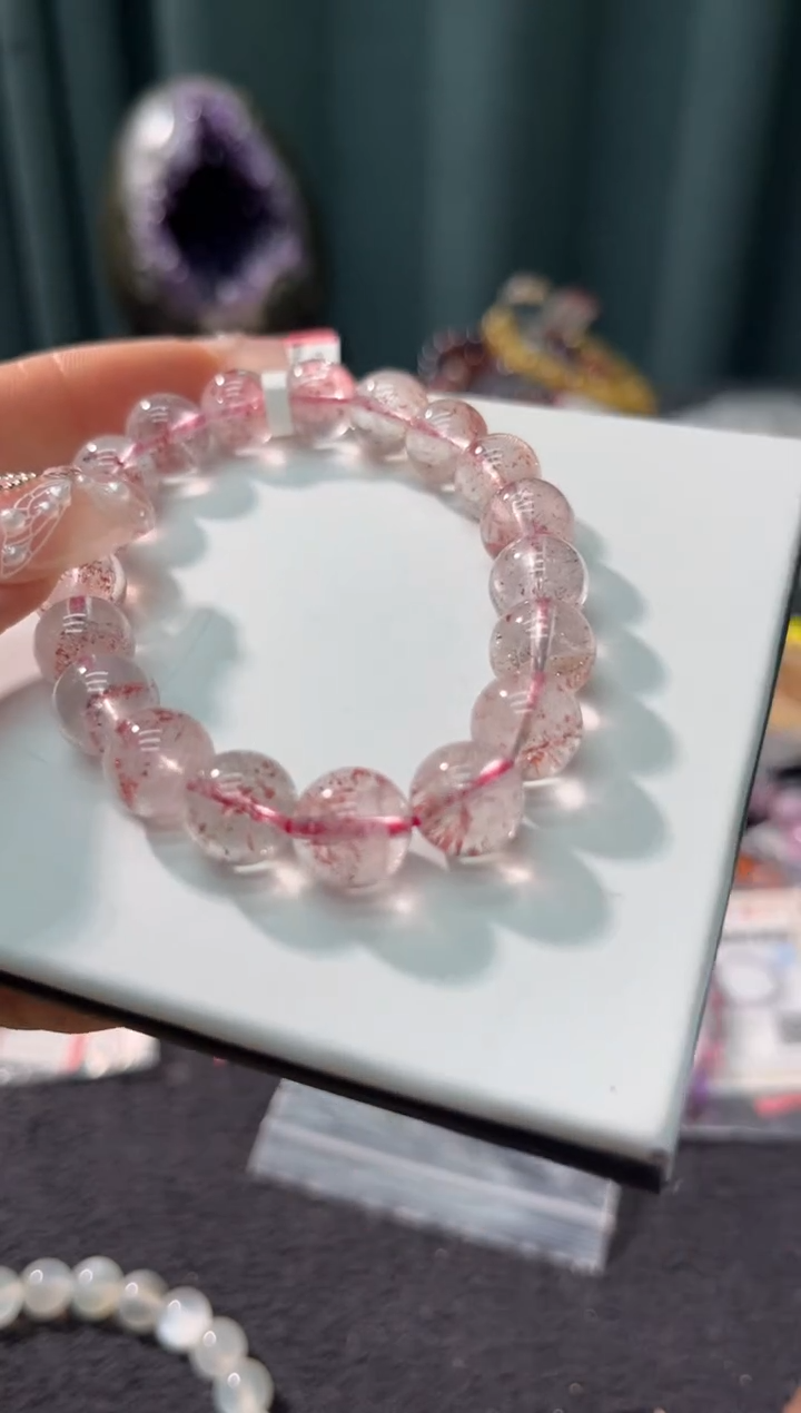 【闪购商品】水晶手链未镶嵌70多样性发其一/10+