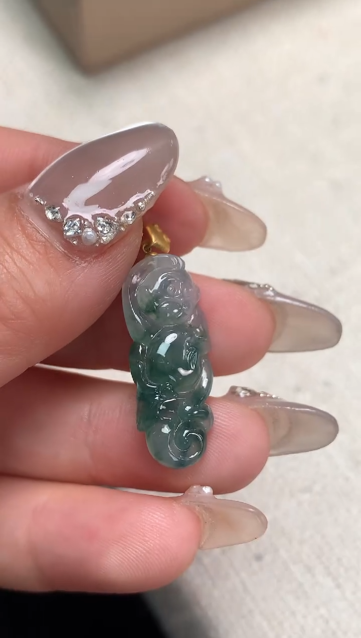 【闪购商品】翡翠吊坠(不含链)18K金镶嵌灵猴