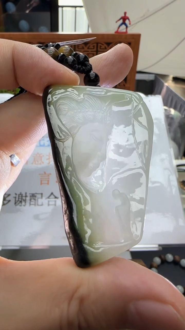 【闪购商品】翡翠挂件未镶嵌国雕谢林工（定制退货扣1000元）