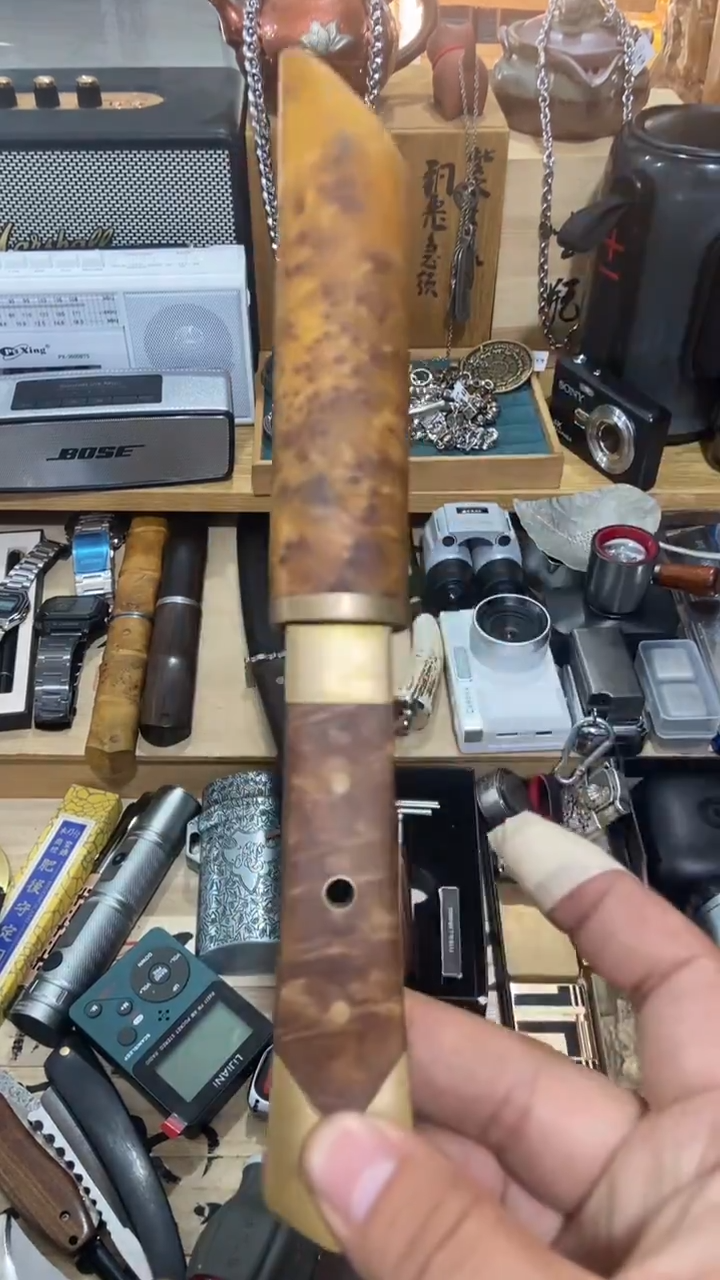 瓷片闪购商品   如图所示
