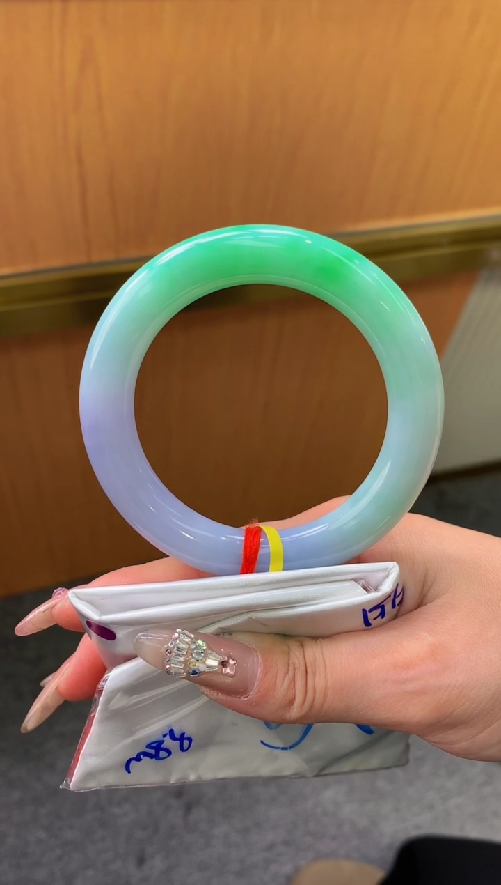 未镶嵌手镯翡翠-F151-圆条58.1-全款9.8万-定金2万