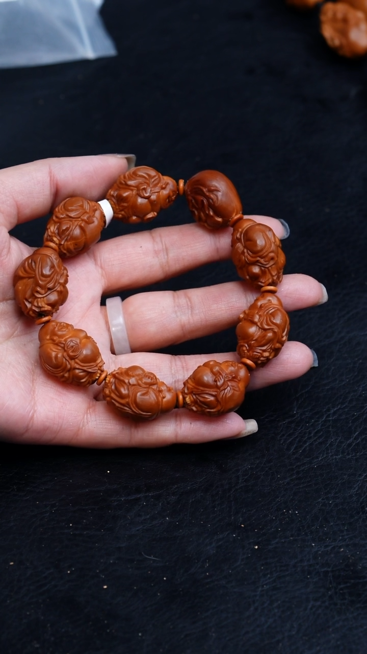 【闪购商品】橄榄核手串/手链21铁核八宝弥勒