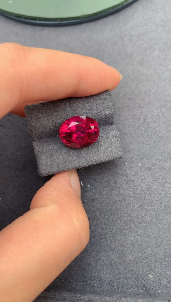 裸石未镶嵌碧玺7ct卢比莱