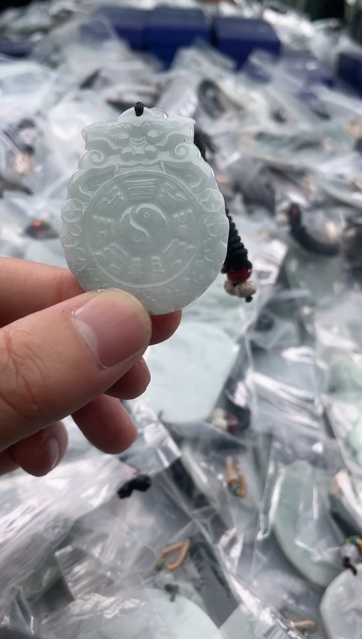 颈饰未镶嵌翡翠25/11/26/.25