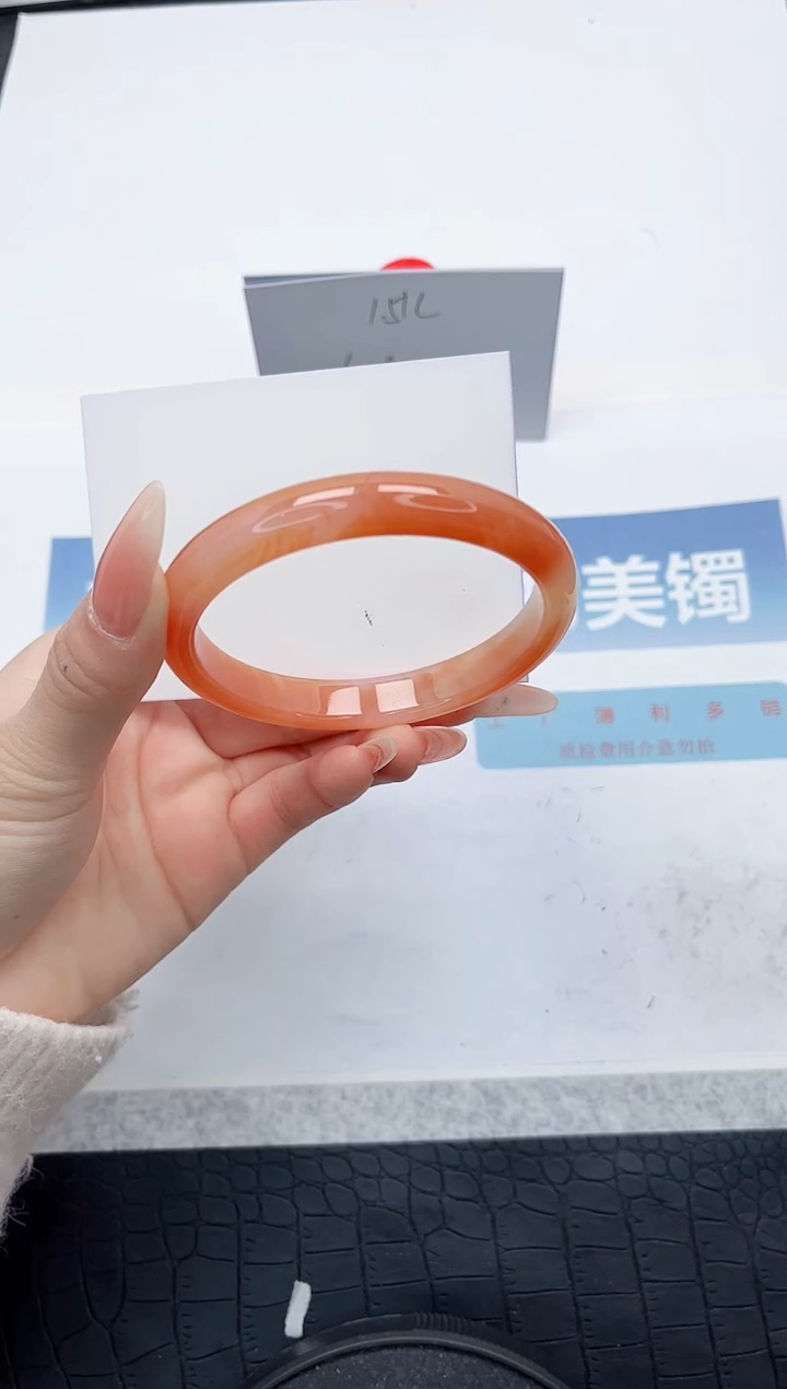 【闪购商品】石英质玉手镯未镶嵌G25-60.4