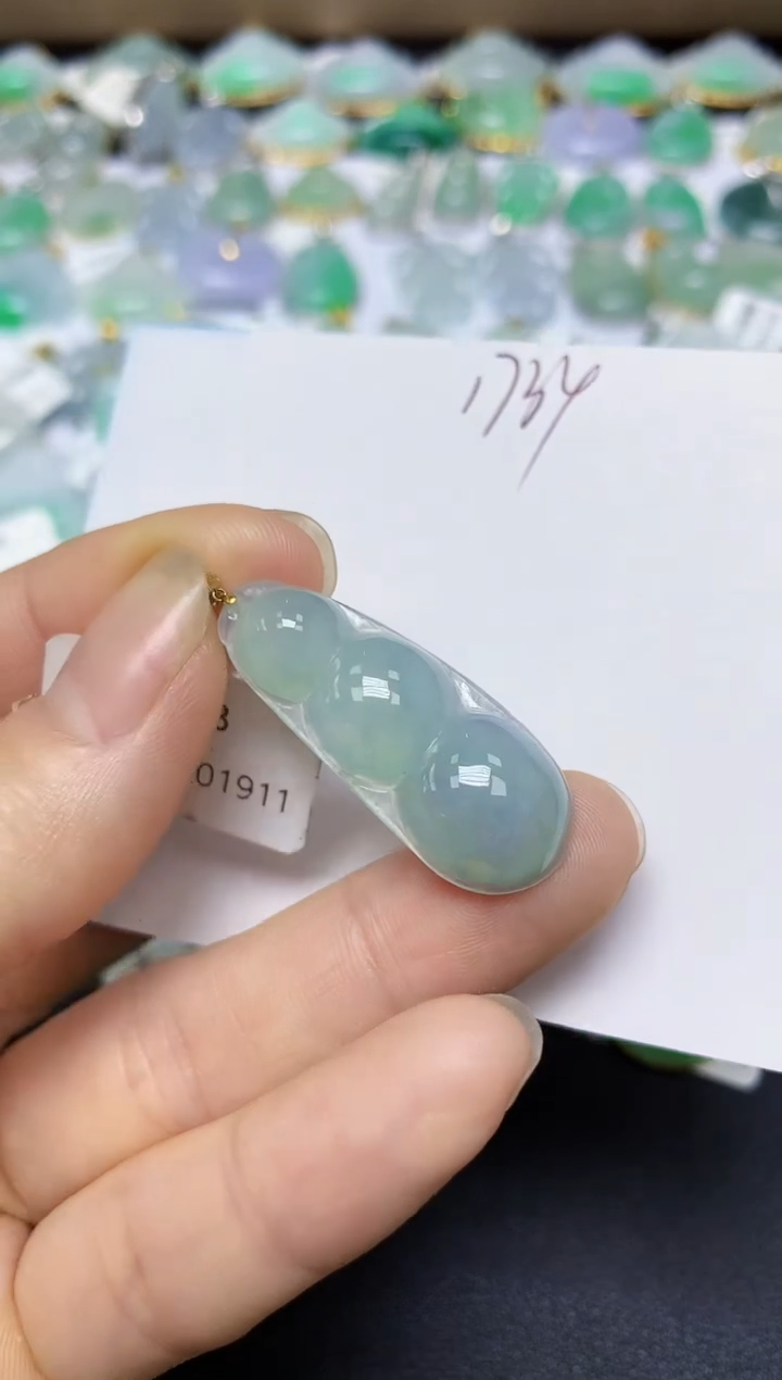 翡翠18K金镶嵌颈饰 天然翡翠A货