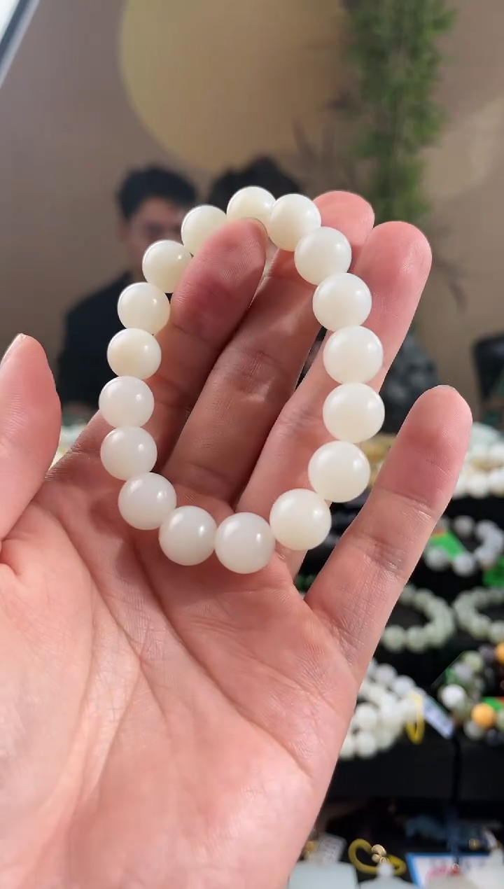 【闪购商品】和田玉手串未镶嵌且末天泰白玉手串卡12mm微色差