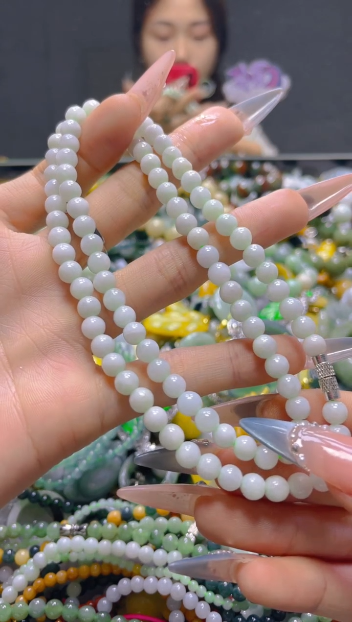 颈饰未镶嵌翡翠5MM