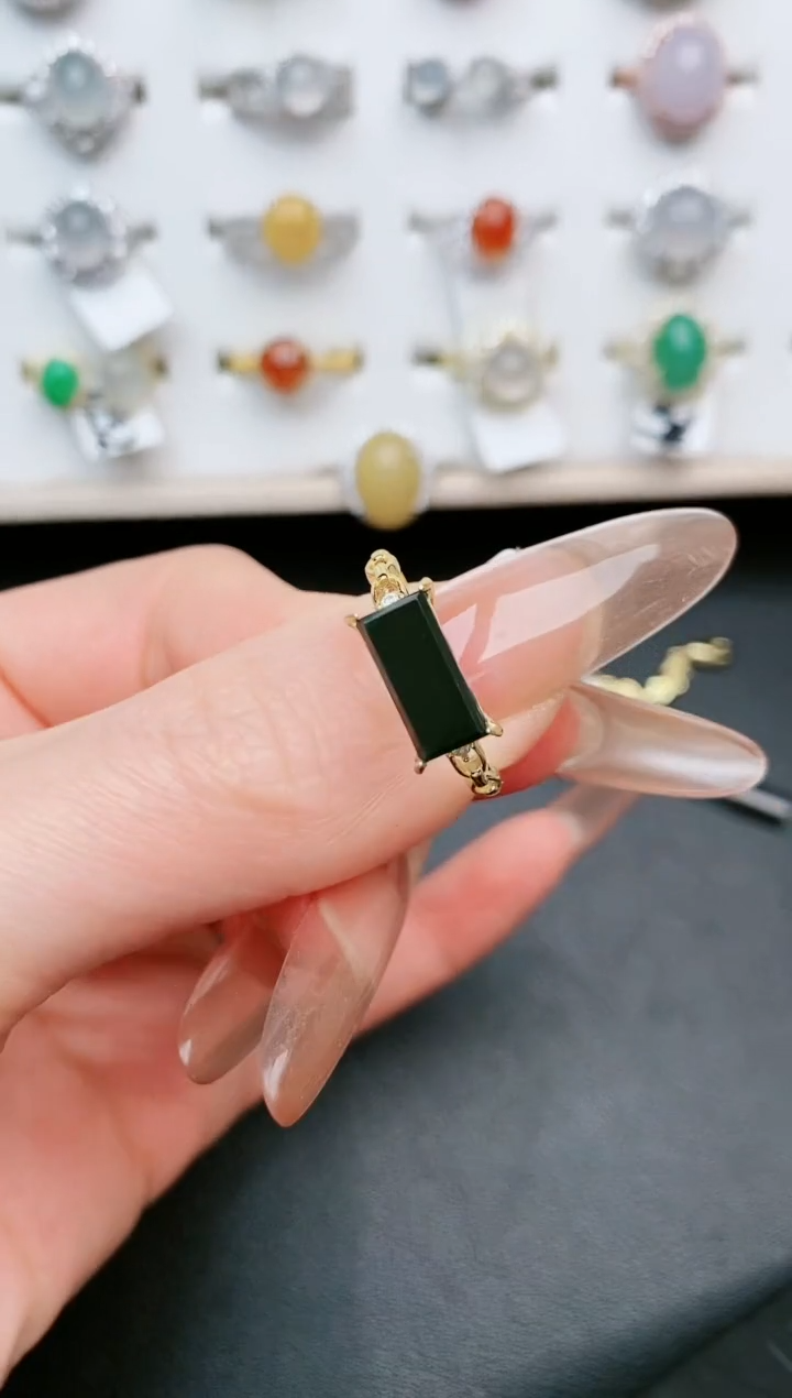 【闪购商品】翡翠戒指银S925镶嵌.....