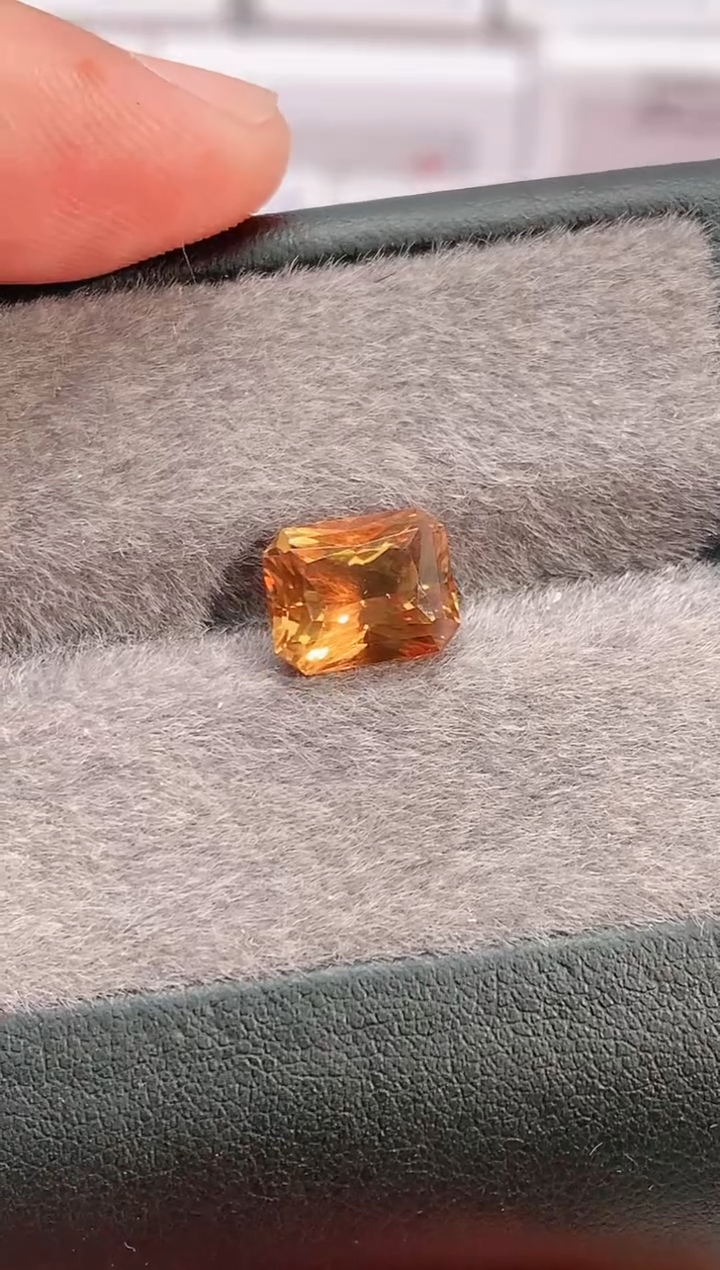 未镶嵌珠宝半成品黄晶今****色3.53-162天然黄水晶