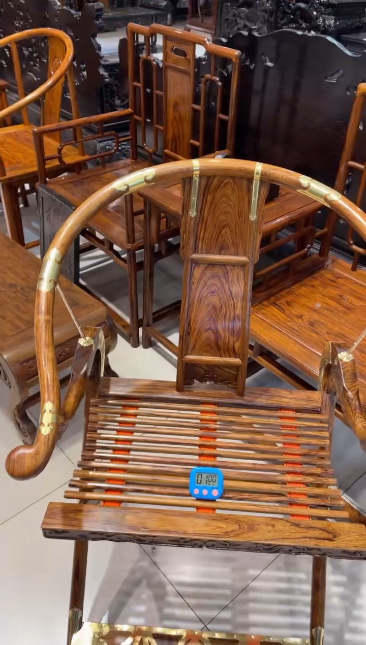 【闪购商品】木木雕交椅、、、、、、、、