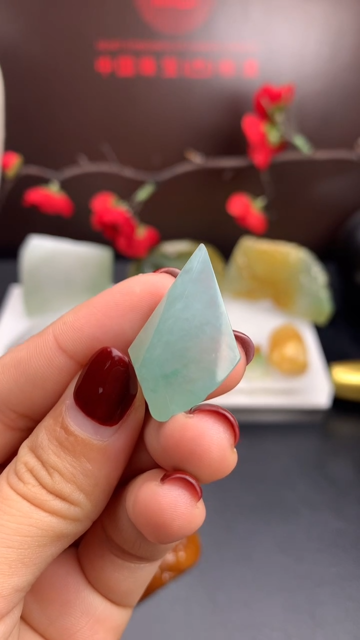 【闪购商品】定制翡翠未镶嵌             