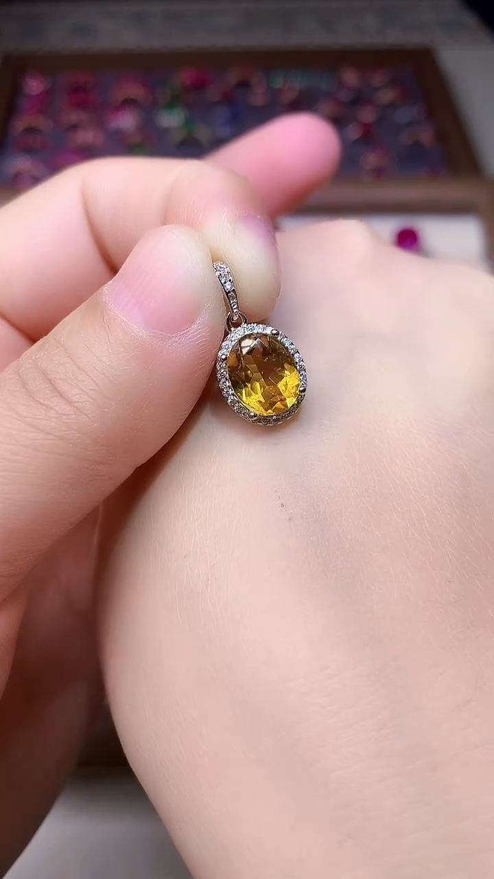 【闪购商品】黄晶吊坠(不含链)银S925镶嵌0000