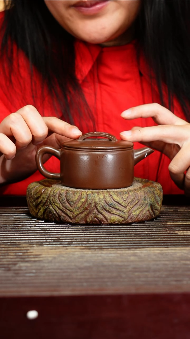 宜兴原矿紫砂壶茶壶宜兴原矿紫砂壶茶壶150C