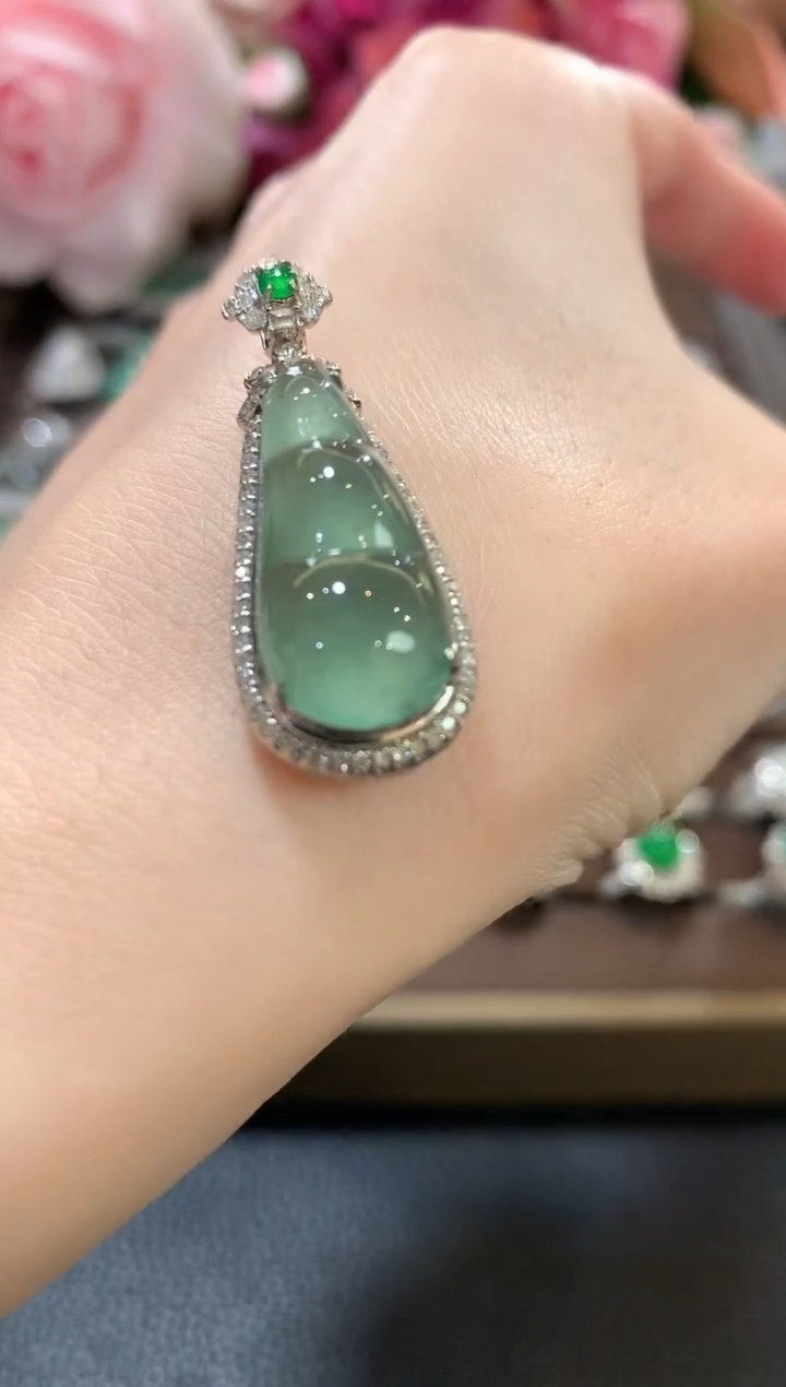 吊坠(不含链)18K金镶嵌翡翠b7