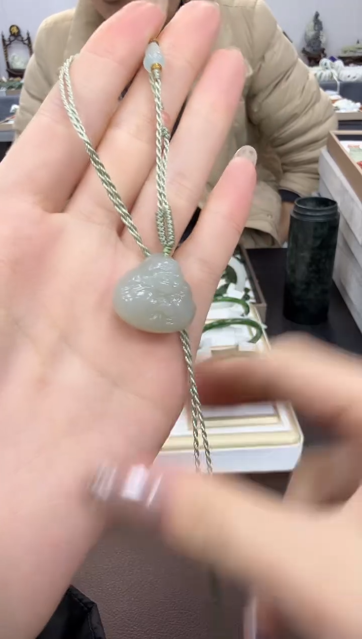颈饰未镶嵌和田玉多样性发其一ly抱抱佛