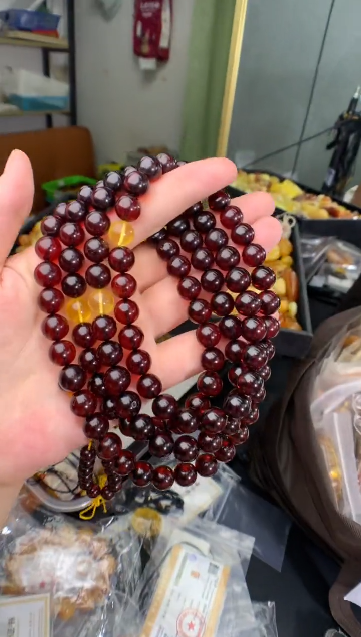 蜜蜡未镶嵌珠宝奇石1