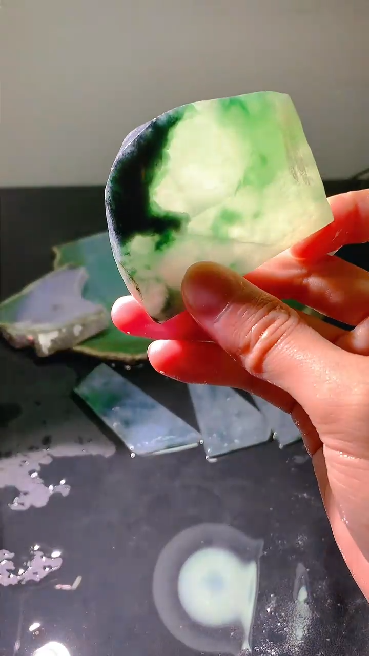 【闪购商品】定制翡翠未镶嵌翡翠