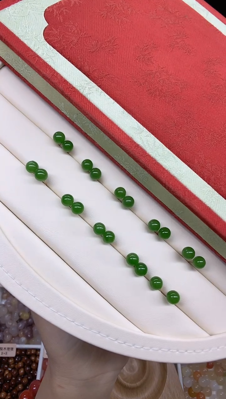 【闪购商品】和田玉耳饰18K金镶嵌碧玉耳钉多样性发货拍一发一