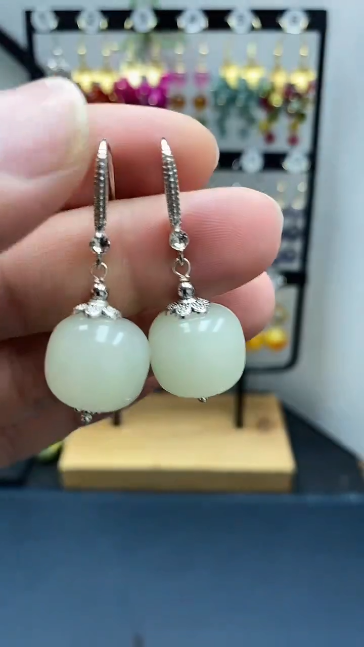 和田玉银S925镶嵌耳饰尺寸16mm桶珠W2