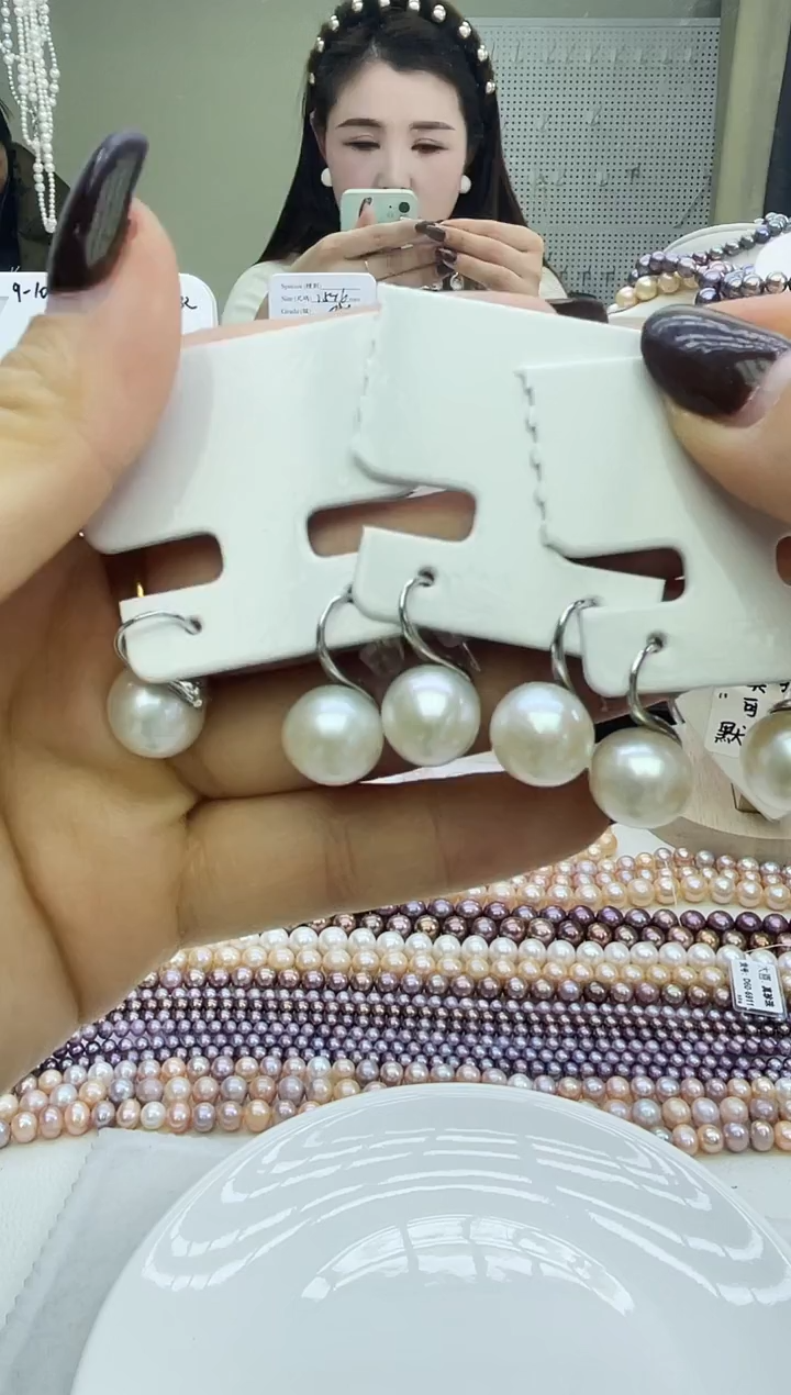 未镶嵌耳饰淡水珍珠白色系耳饰高跟鞋