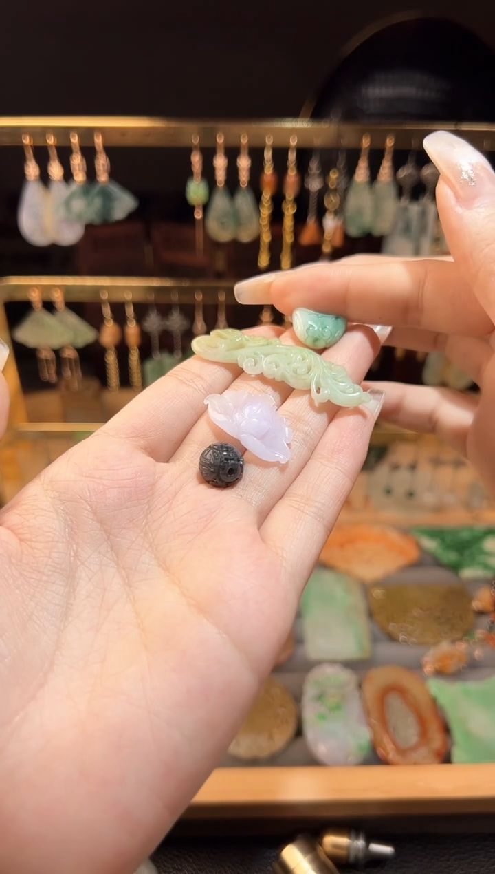 定制翡翠未镶嵌翡翠