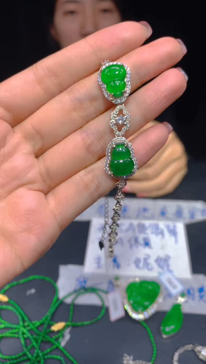 【闪购商品】定制翡翠未镶嵌162多样性发货（发其一）