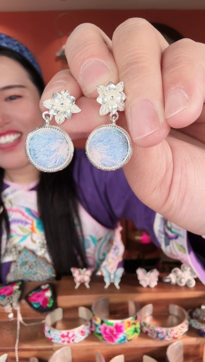 织绣诶**黑非遗手工苗银苗绣饰品888