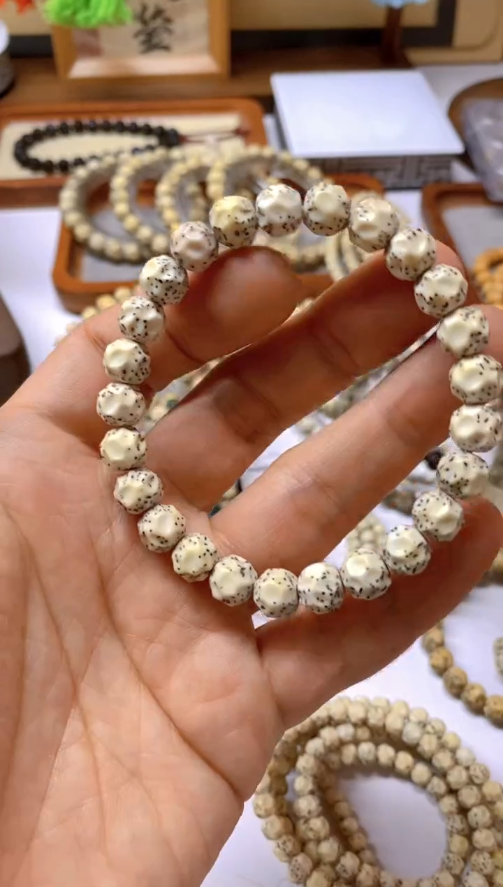 【闪购商品】星月菩提手串无相8.7